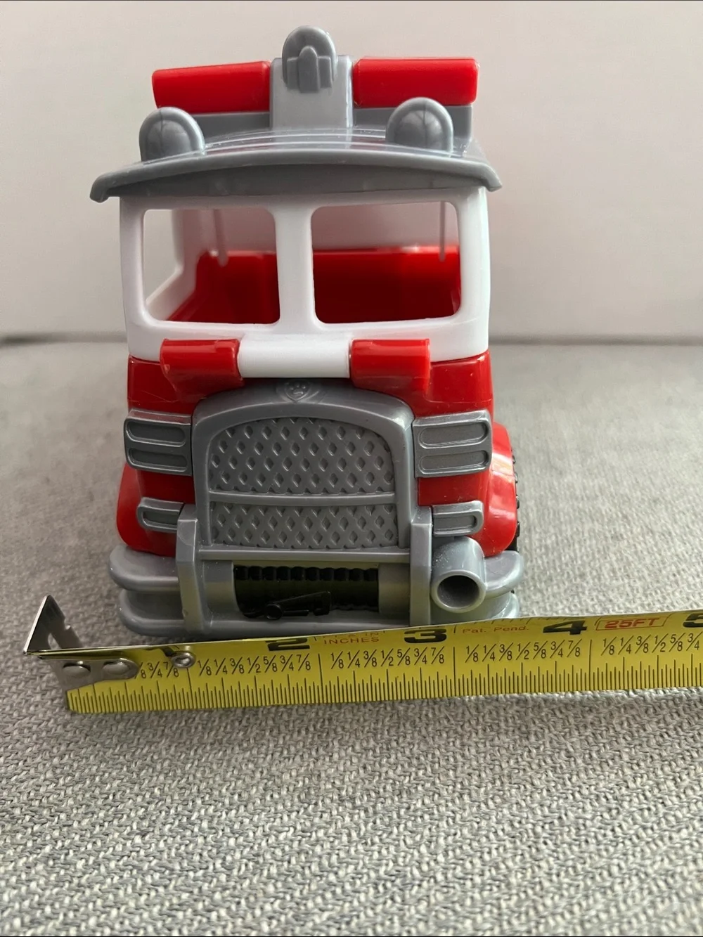 Paw Patrol Marshall Rescue Fire Truck Vehicle Car Engine Ride Rare Nick Jr Spin